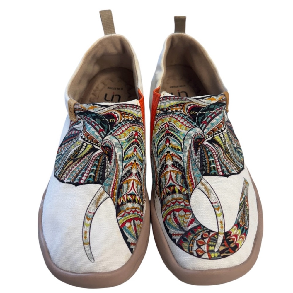 UIN Women’s Walking Shoes With Elephant Print Size 6.5